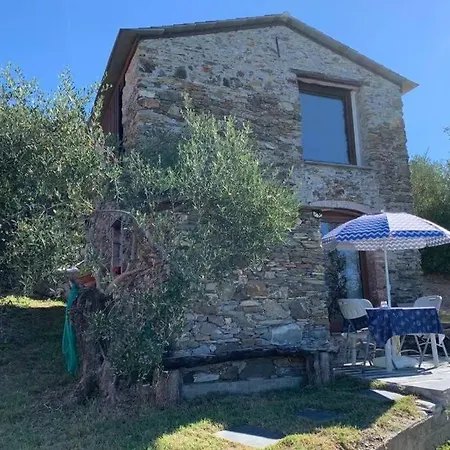 Ferienhaus La Rosa Dei Venti A 2 Km Dal Mare Di Lavagna