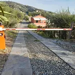 La Rosa Dei Venti A 2 Km Dal Mare Di Lavagna