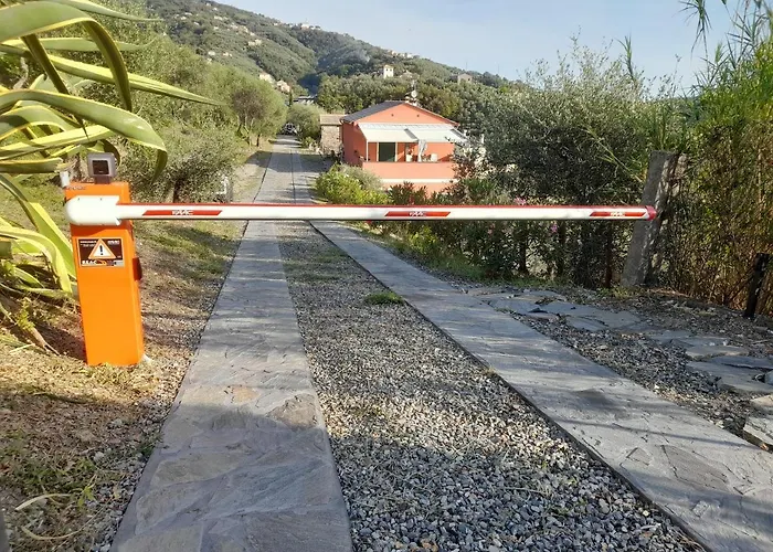 La Rosa Dei Venti A 2 Km Dal Mare Di Lavagna